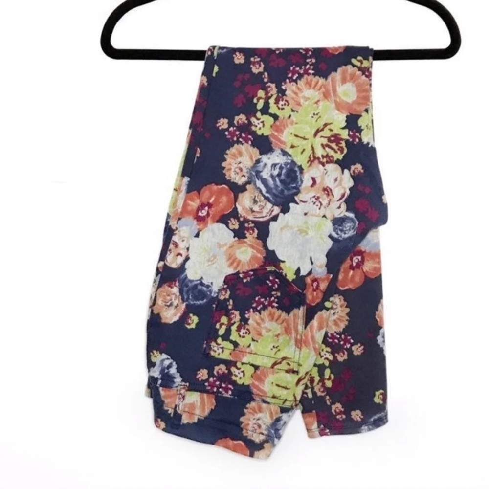 ❌SOLD❌Floral Jeggings
